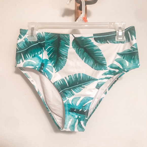 cropped high waisted tankini top & bottoms - Picture 2 of 7